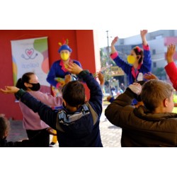 Projeto social leva alegria para pacientes do Hospital Infantil Waldemar Monastier, com muita cultura brasileira
